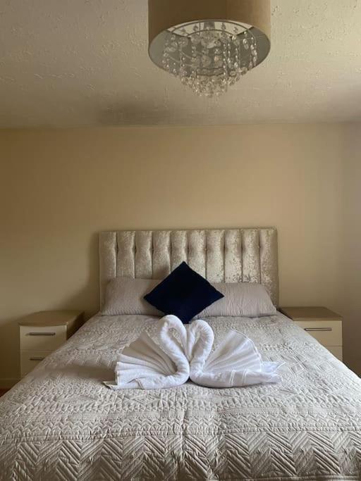 3 Bedroom Home-Inverkeithing Ngoại thất bức ảnh